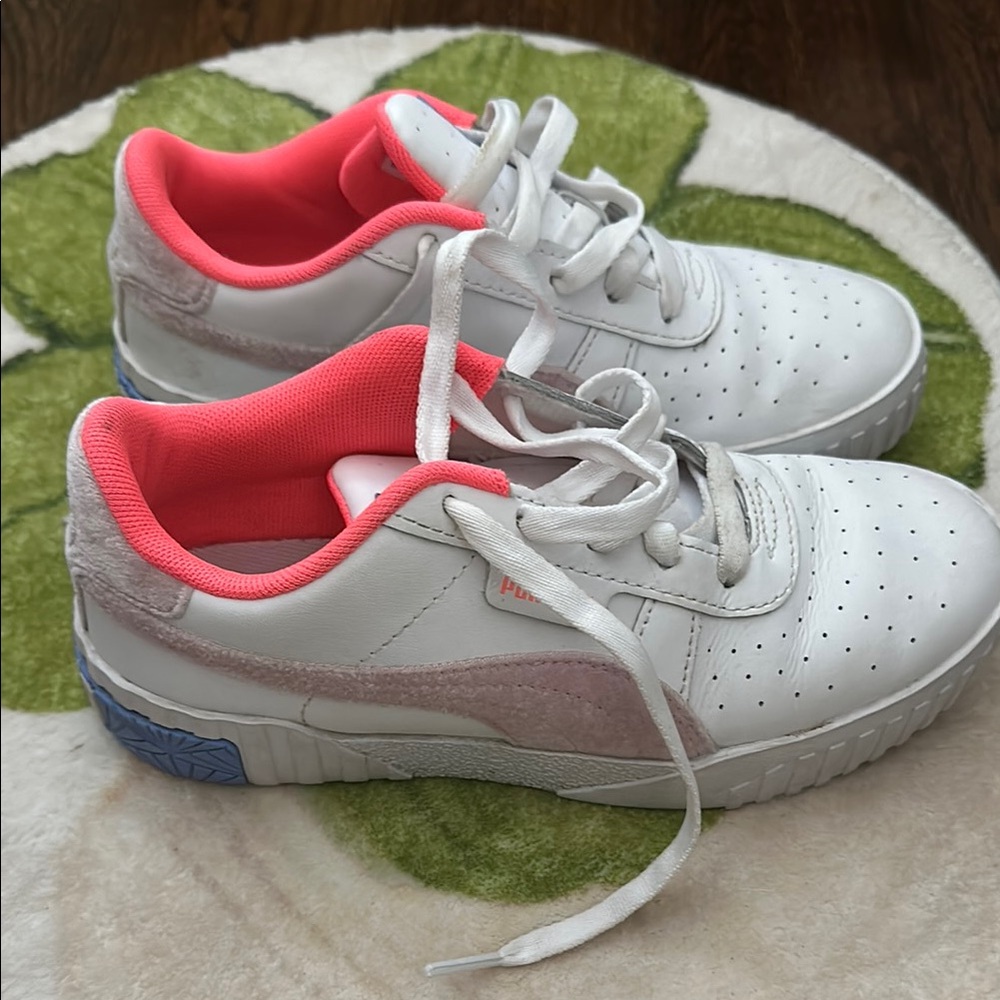 Puma Kids White and Pink Sneakers